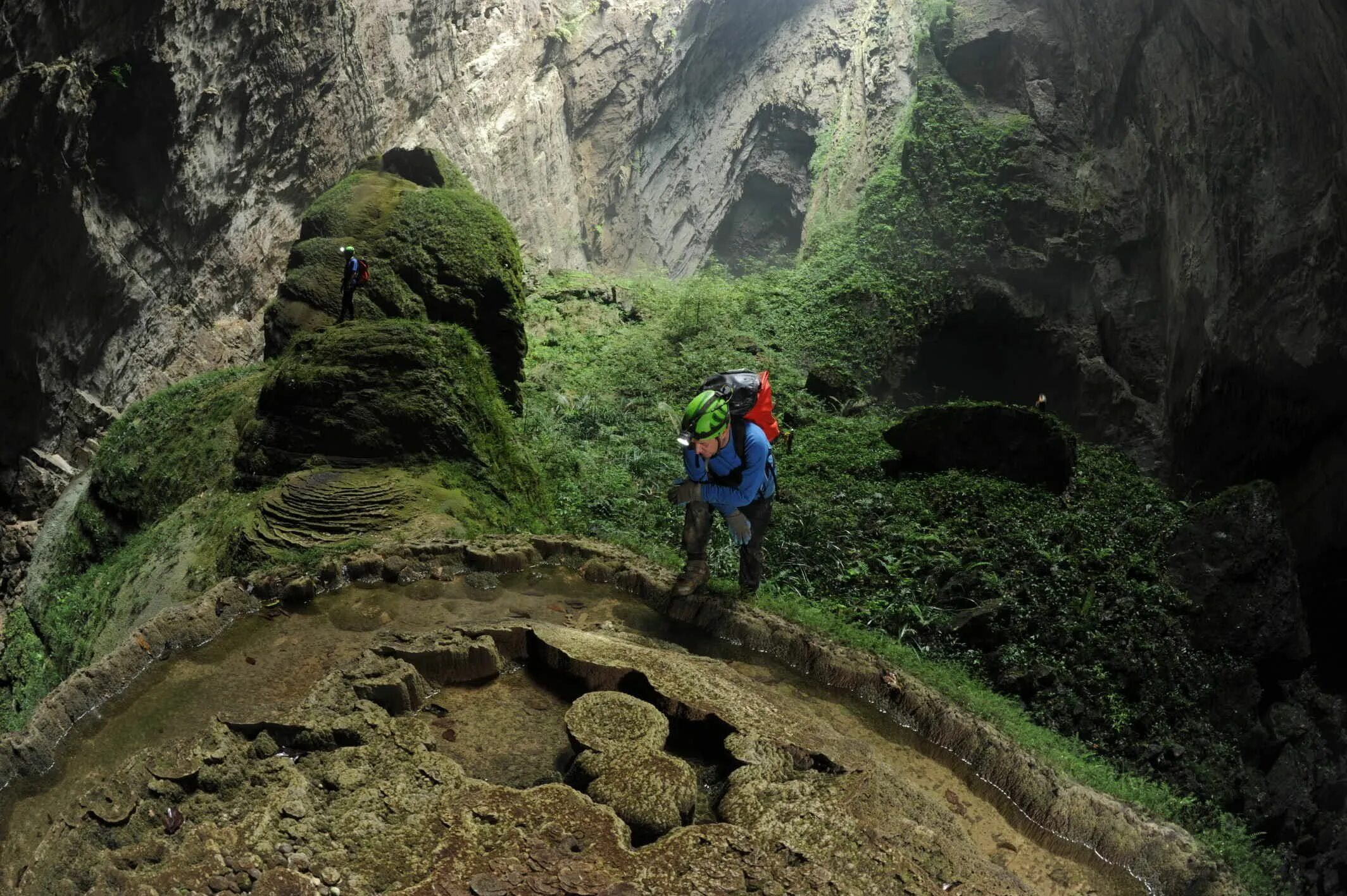 Шондонг Вьетнам. Пещера Шондонг Вьетнам. Пещера son Doong, Вьетнам. Шондонг (hang son Doong) - самая большая пещера в мире, Вьетнам. Son inside