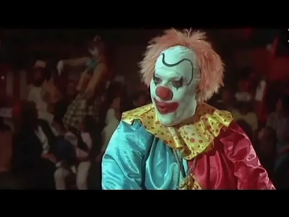 Кукольный дом клоун кобби. Сэм Рокуэлл дом клоунов. Дом клоунов 1988.