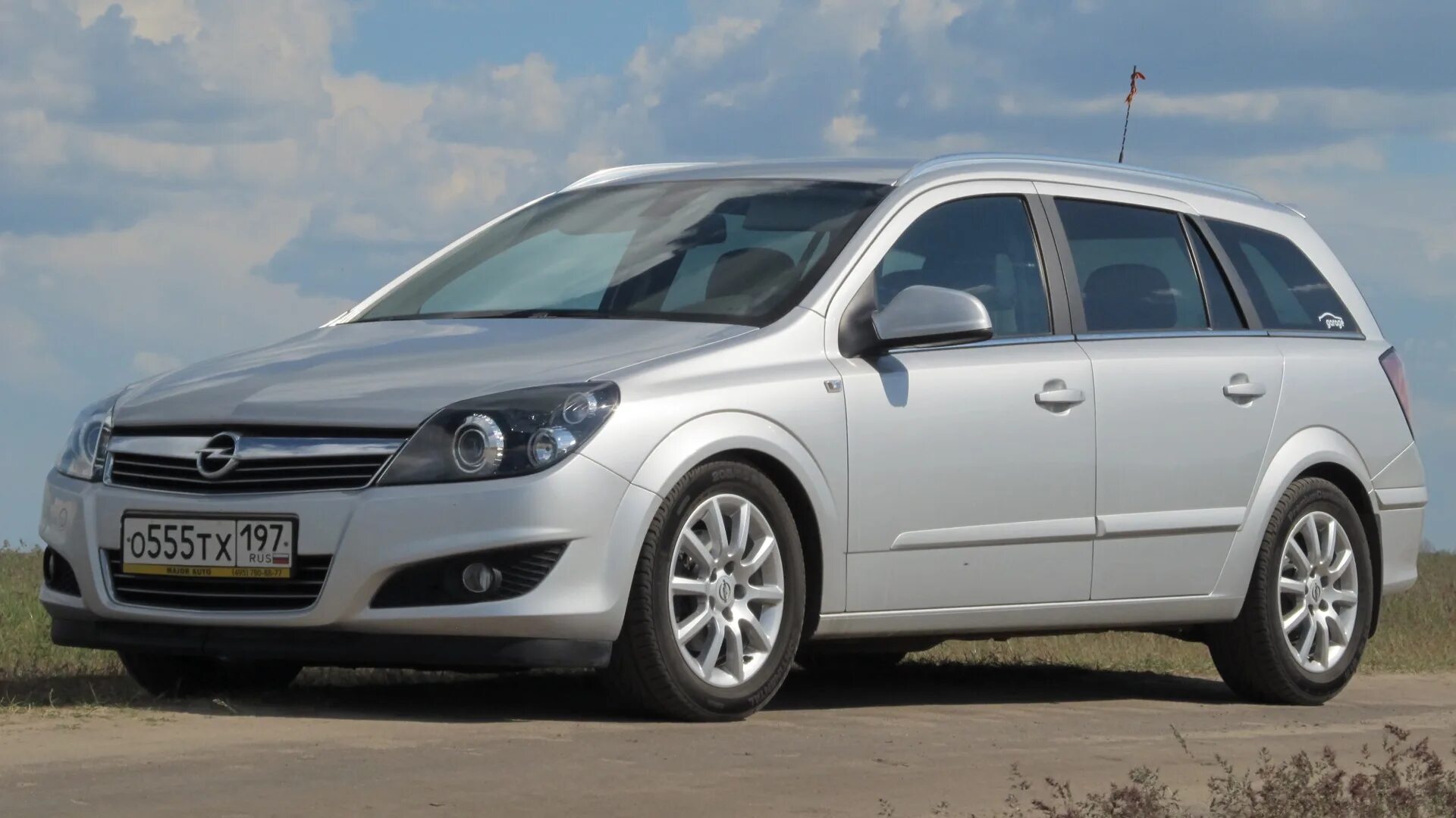 Куплю опель дизель бу. Opel Astra Caravan 2008. Opel Astra Caravan 2012. Opel Astra Caravan 2007.