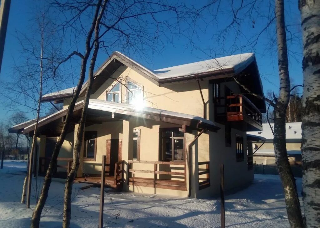 Поселок исток. Снт газовик зименки. Застрахован коттедж стоимостью 8000000. Коттедж за 8000000. Село максимовщина ул.