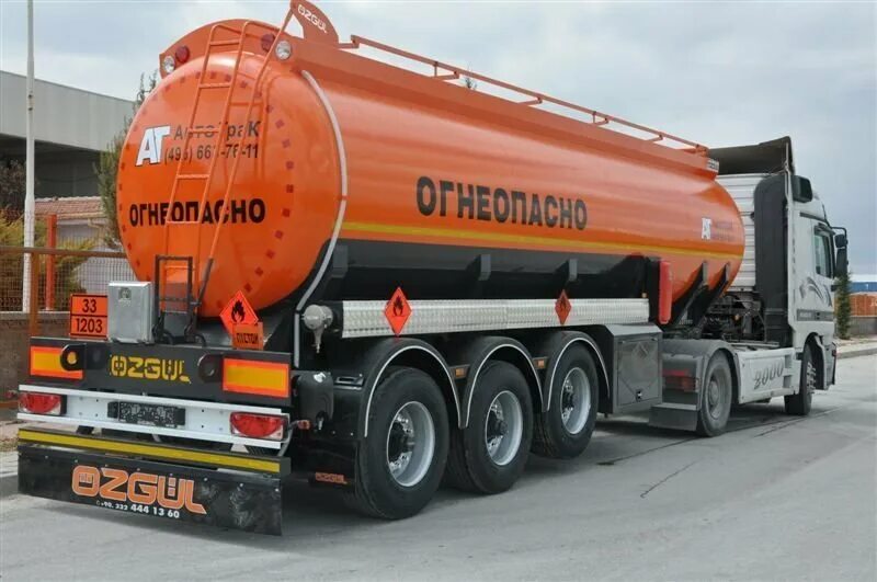 транспортировка топлива. даф 105 битум. автоцистерна для перевозки бензина. грузовик с цистерной. перевезти топливо.
