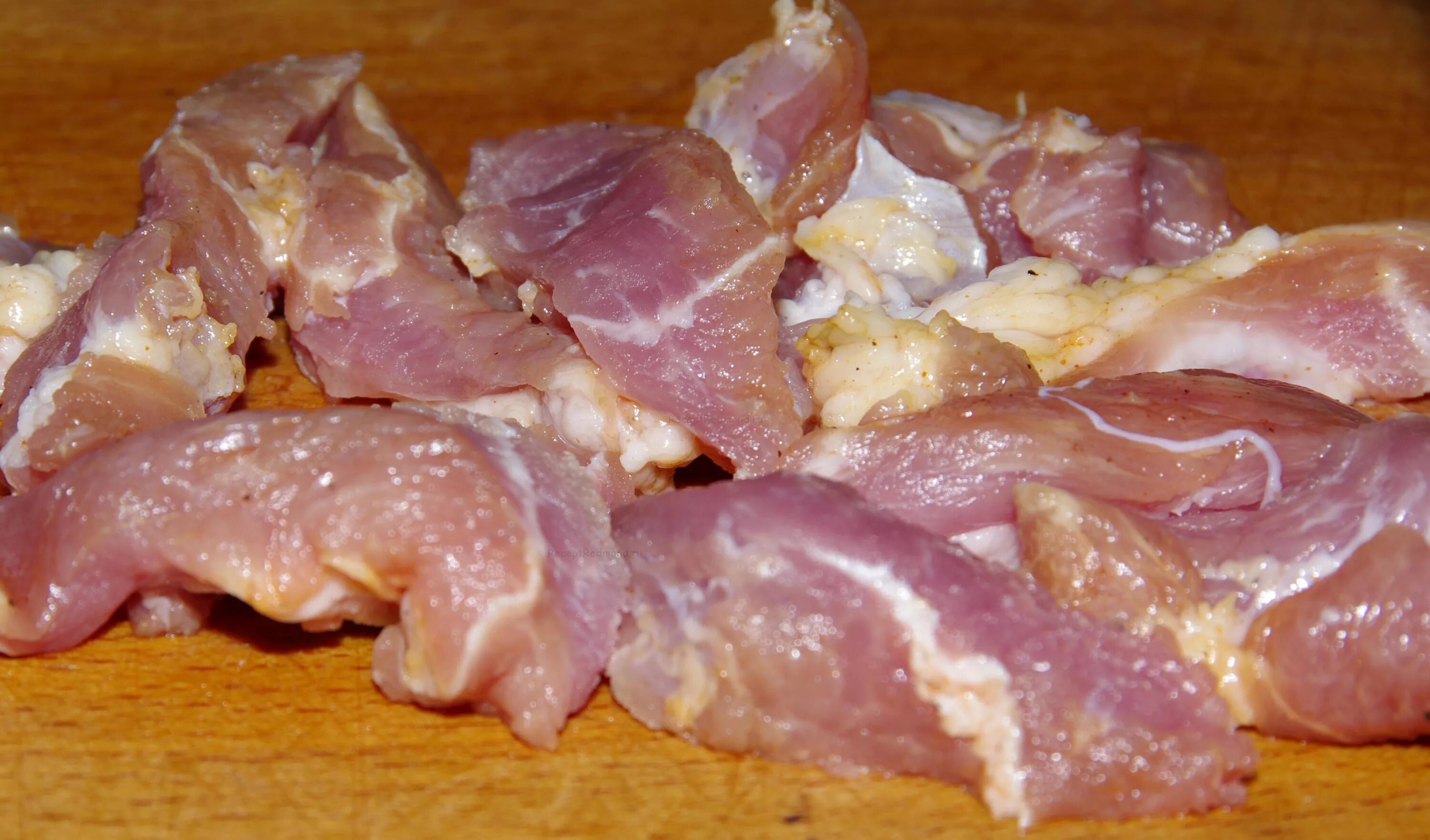 рецепт вырезка в мультиварке. тёплый салат с вырезкой свинины. свиная вырезка блюдо. буженина из говядины. мясо тушеное в мультиварке свинина.