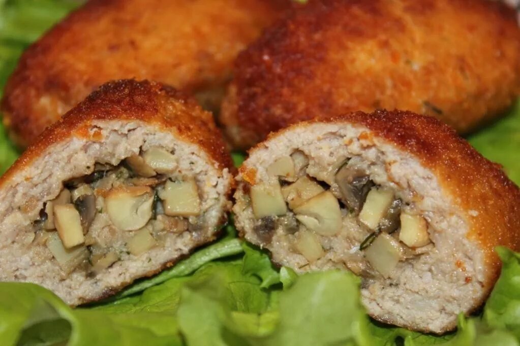 зразы мясные. зразы в духовке. зразы картофельные с гри. что такое зразы. котлеты зразы.