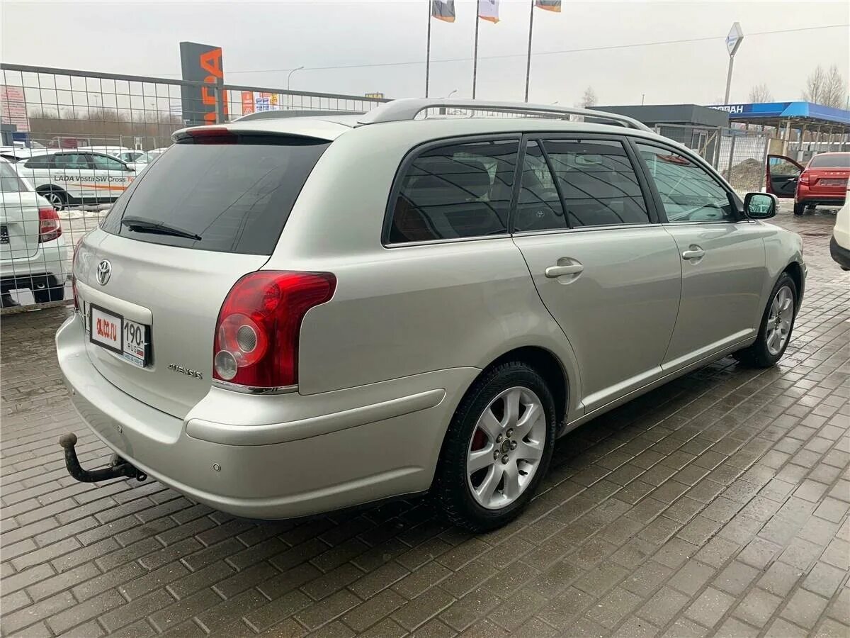 Купить тойота авенсис бу. Toyota Avensis ll 1999 универсал. Тойота Авенсис за 500к. Хонда Авенсис универсал. Toyota Avensis универсал 2007 механика в Москве и Московской области.