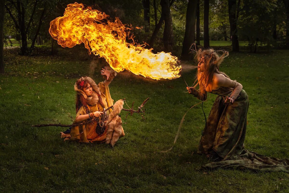Я ловлю огнем. Магия огня. Фотосессия с огнем. Необычные фотосессии с огнем. Настроение огонь.
