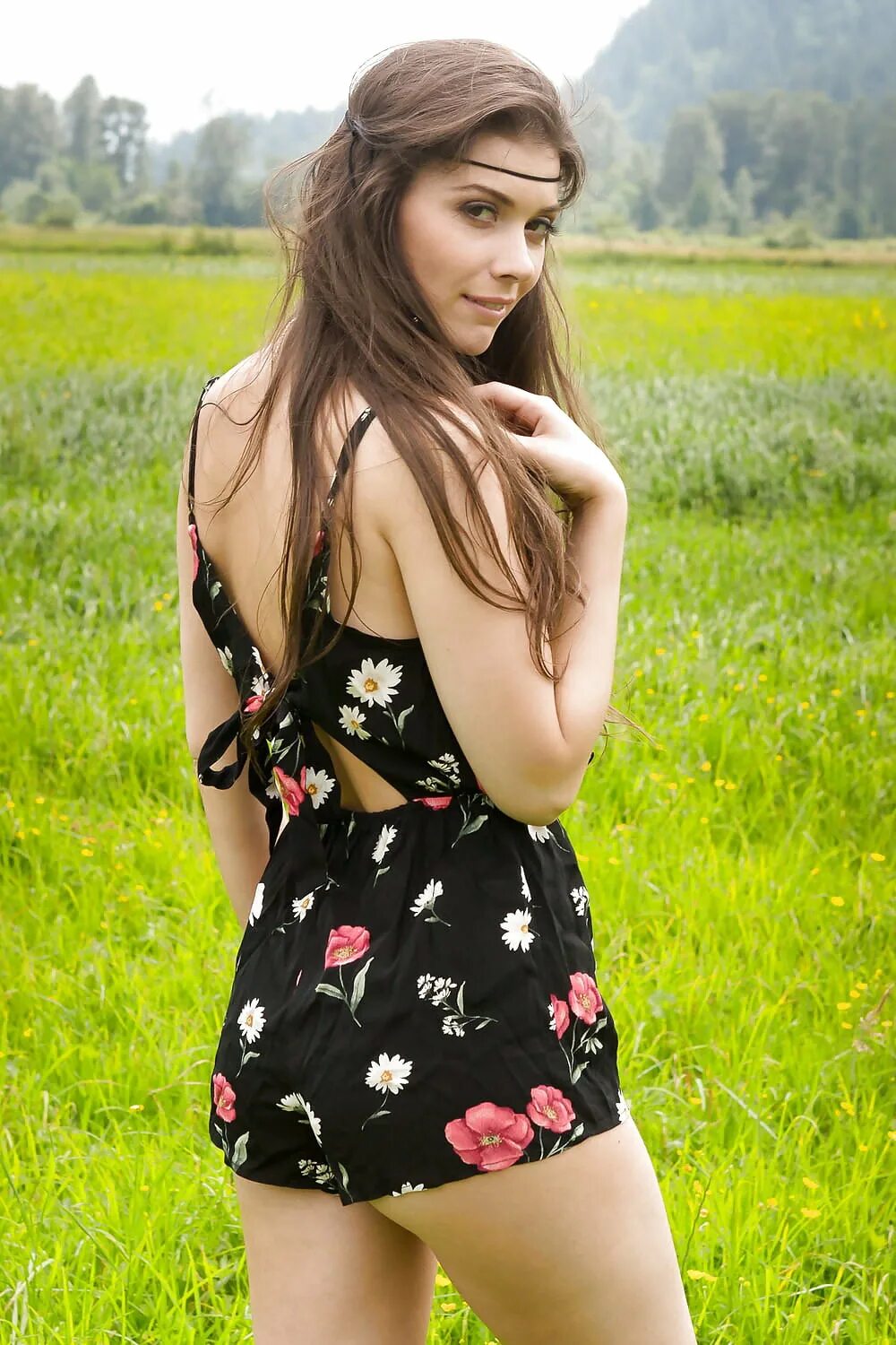 Красивые молодые татарочки. Татарки девушки. Коасивый девушки татарки. Muirina fae. Кристин кройк в красном.