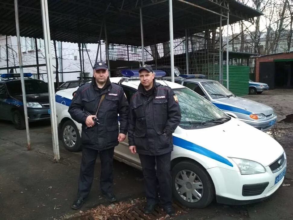 Вневедомственная охрана москва. 2 обп мово по ювао фгку уво. Мово по сзао. Уво сзао. Полицейский мово.
