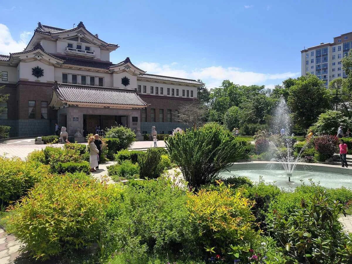 Южно-сахалинск 80-е. Исторический музей южно-сахалинск. Сахалинская область город южно-сахалинск. Музей россия моя история южно сахалинск. Тойохара 1945.