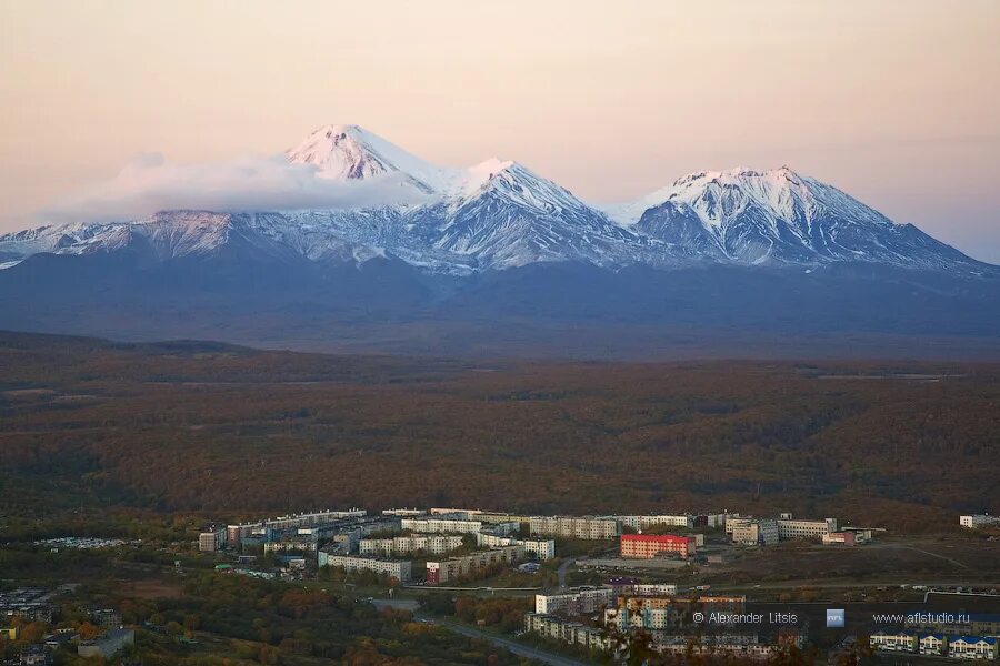 Циан петропавловск камчатский. Район Горизонт Петропавловск-Камчатский. Нижний Горизонт Петропавловск-Камчатский. Романов Петропавловск Камчатский.