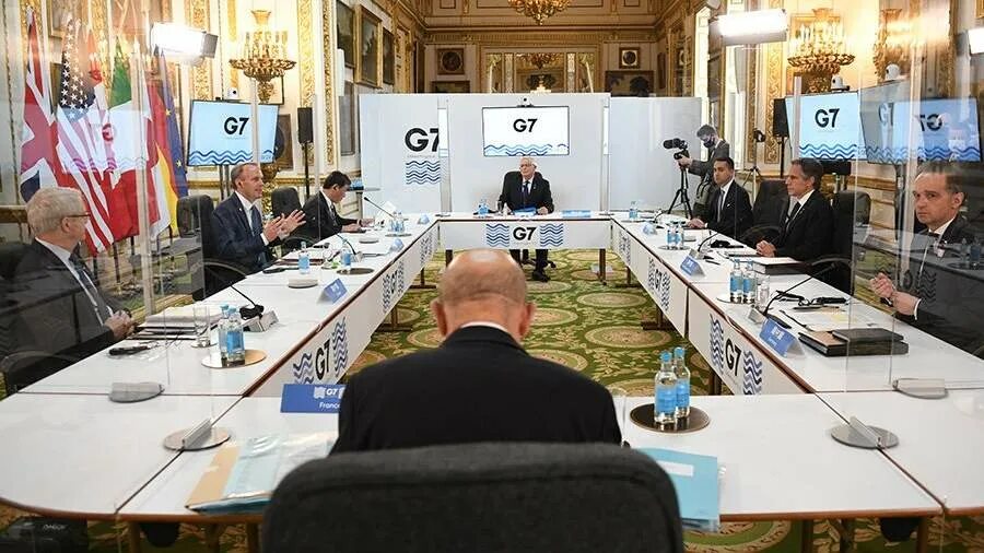 G 7 образован