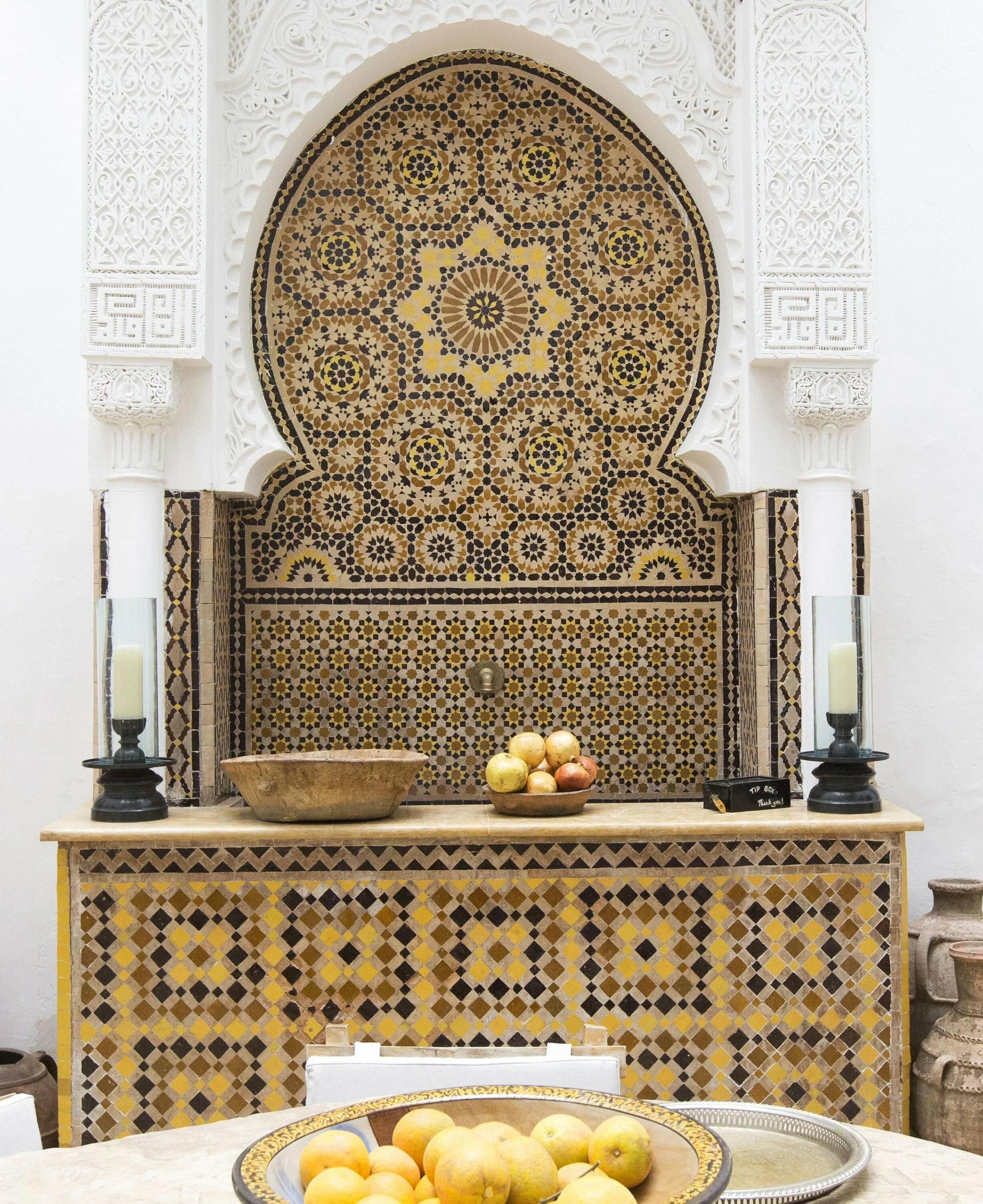 Марракеш Марокко орнамент. Марокканский стиль Марракеш. Мавританский стиль в Марокко. Интерьер в стиле Марракеш-Марокко.