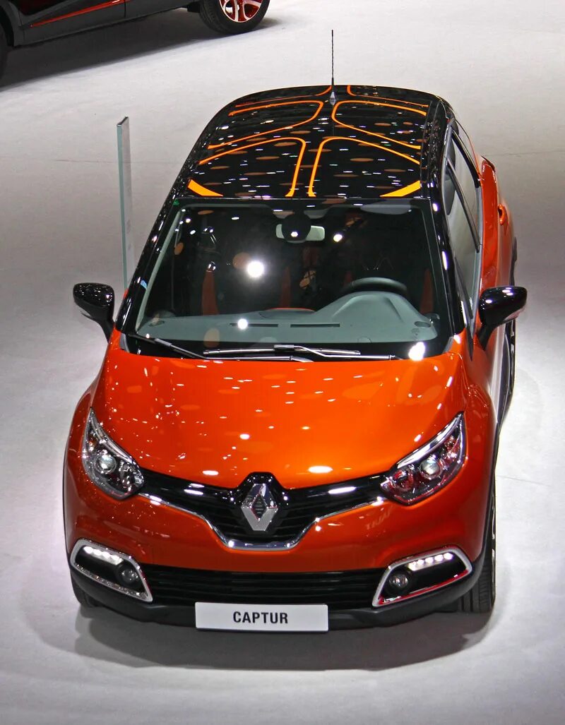 Стоимость renault. Реноикаптюр. Renault Captur. Рено Ренаулт Каптур. Модели Рено Каптур.