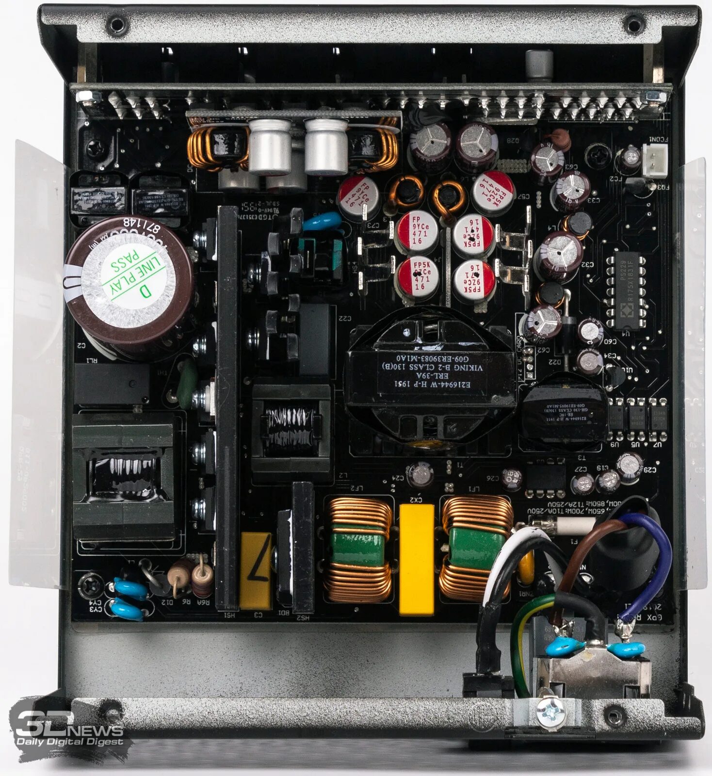 Блок питания deepcool dq m. Deepcool dq750-m-v2l. deepcool dq750-m-v2l wh 750w. deepcool quanta dq750-m-v2l. блок питания deepcool dq750 [dq750-m-v2l].