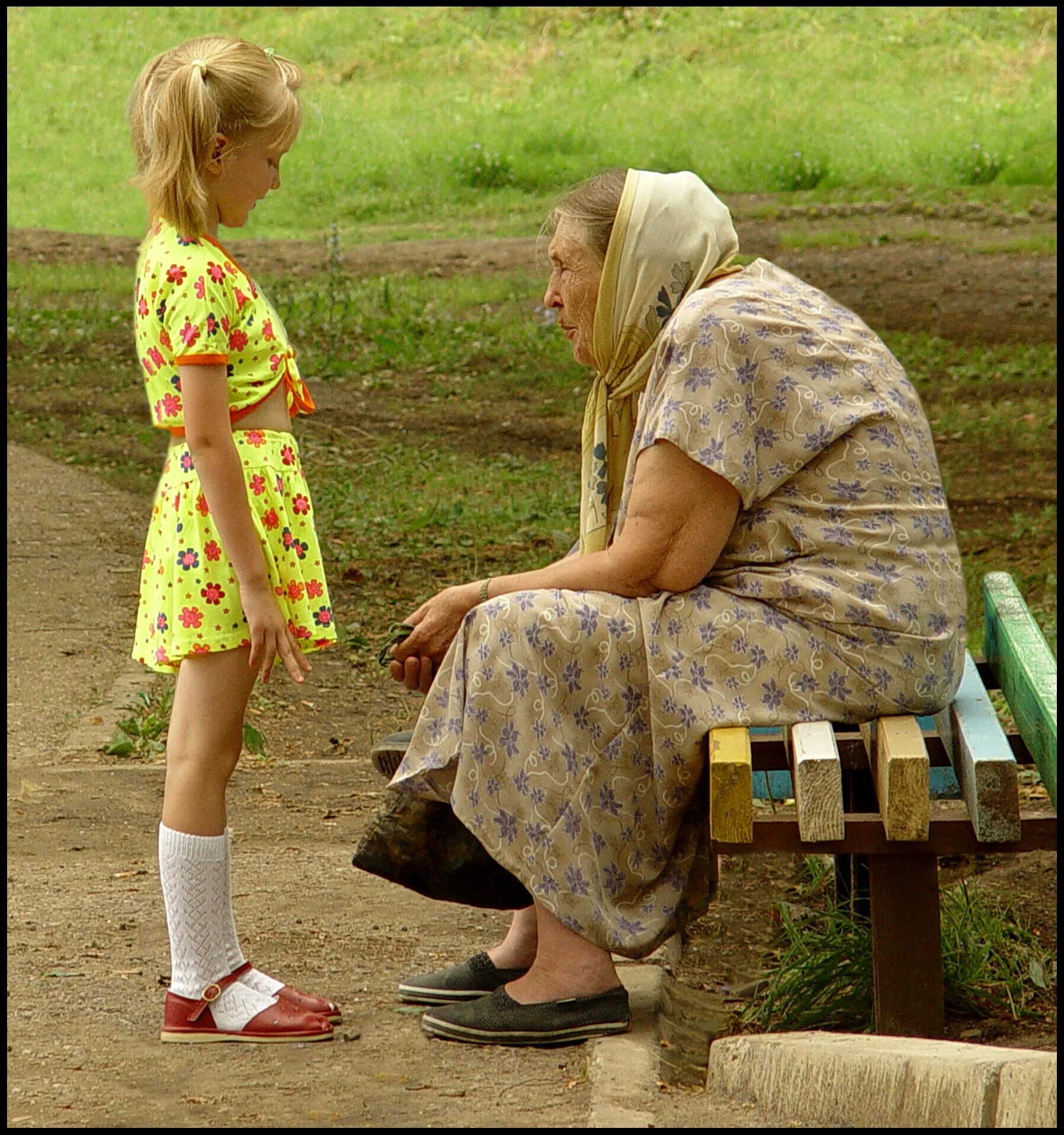 Бабушка в жизни ребенка. «Бабушка и внучка»; Абдулхак Абдуллаев. Бабушка и внучка. Бабка с внучкой. Внучка на даче.