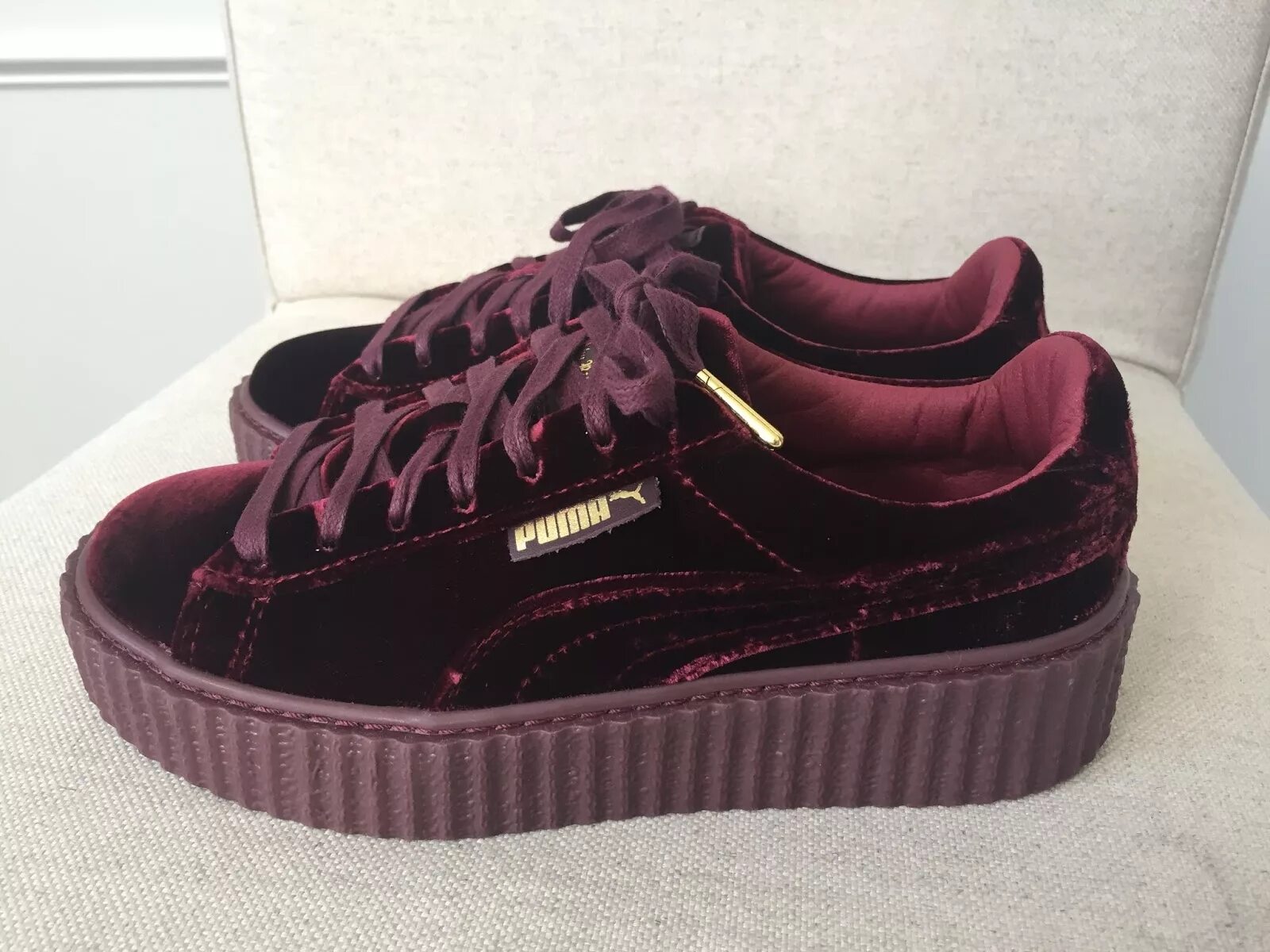 Puma Fenty by Rihanna кроссовки. Кроссовки Puma Rihanna Velvet. Пума h20 Drain. Кроссовки Пума рихана Вельвеt синие женские.