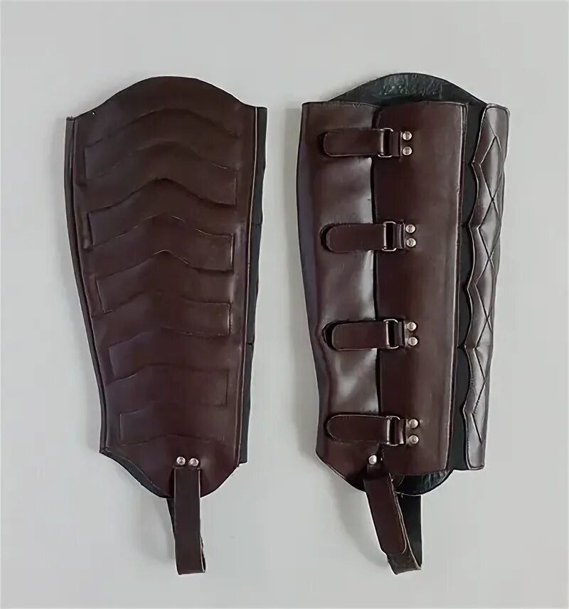 накладные кожаные. стильный воротник из кожи. кожаные краги для верховой езды. накладные кожаные. карман кожаный молнии накладной.