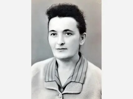 Сколько лет было учителю