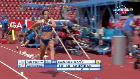 Slideshow pole vault gif.