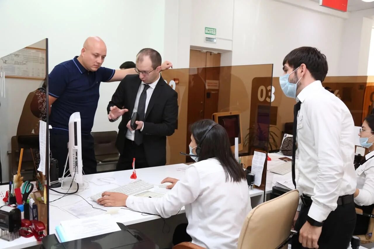 картинки офиса оказания услуг. получение паспорта в мфц через мфц документы. мфц 76. минск мфц. смена директора через мфц.