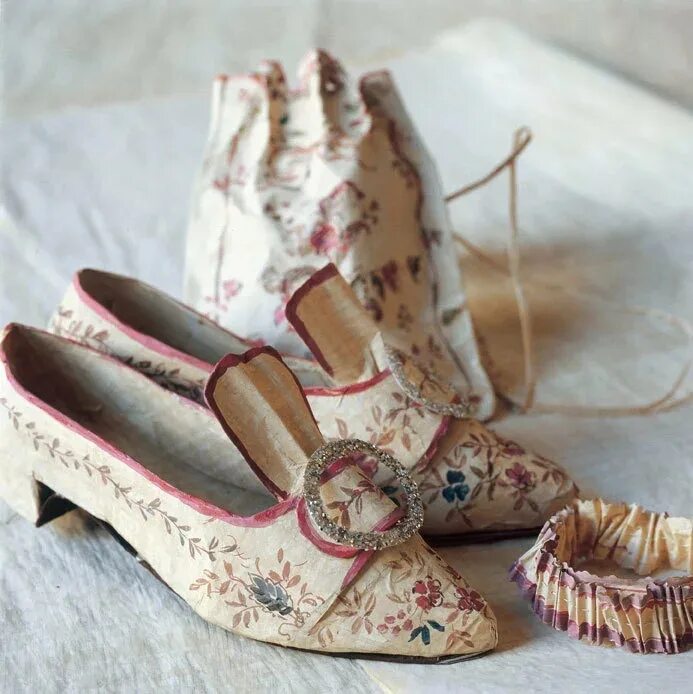 Marias обувь. Обувь Марии Антуанетты. Туфли эпохи Марии Антуанетты.