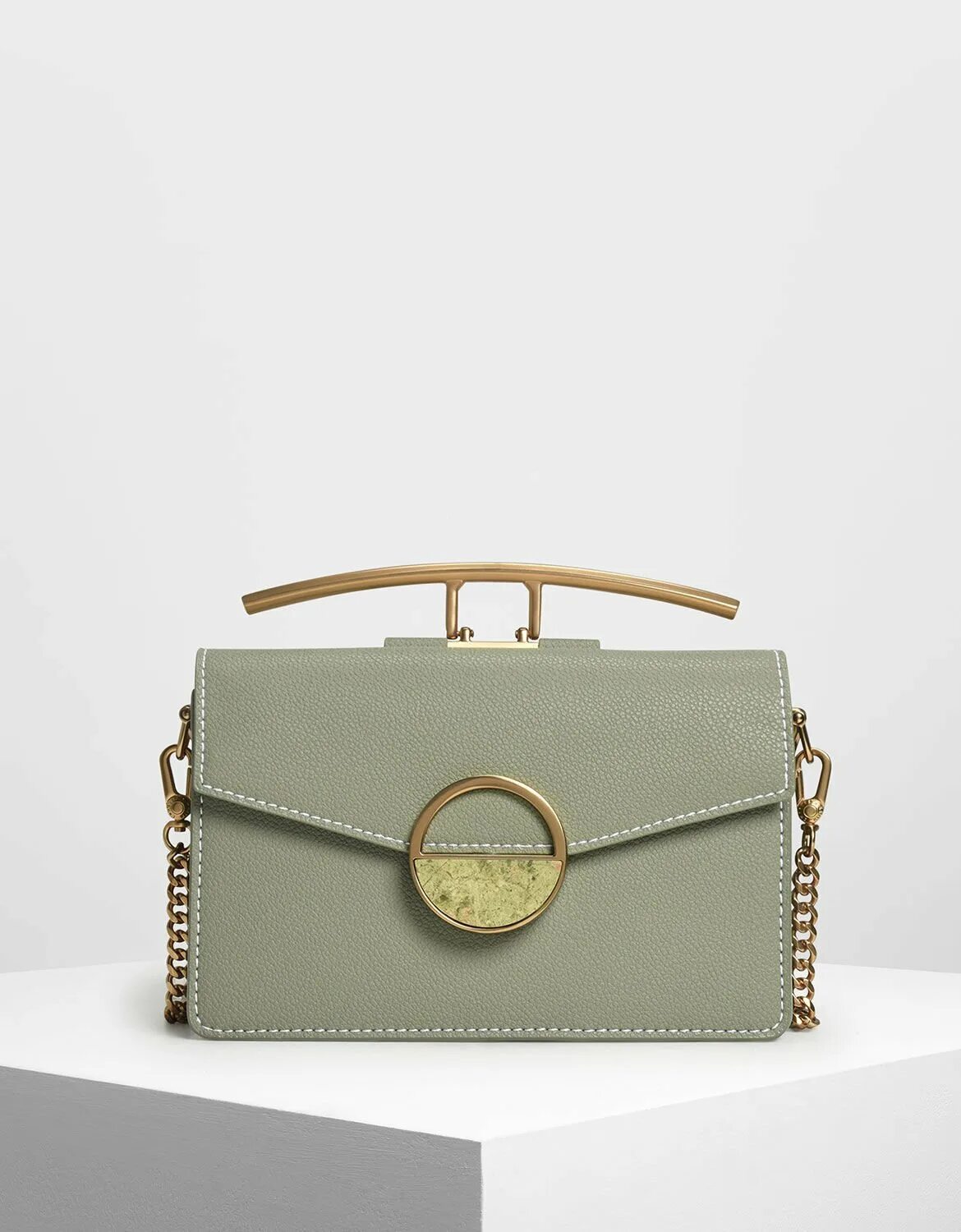 Сумка charles keith. Charles keith сумки. charles keith сумка зеленая. charles &amp; keith сумка голубая. charles keith сумки клатч.