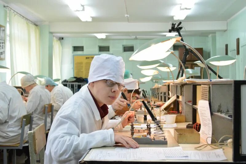 Колледж информационных и мультимедийных технологий ижевск. Трит техникум ижевск. Октябрьская школа ижевск. Трит кирова 108. Трит кирова 108.