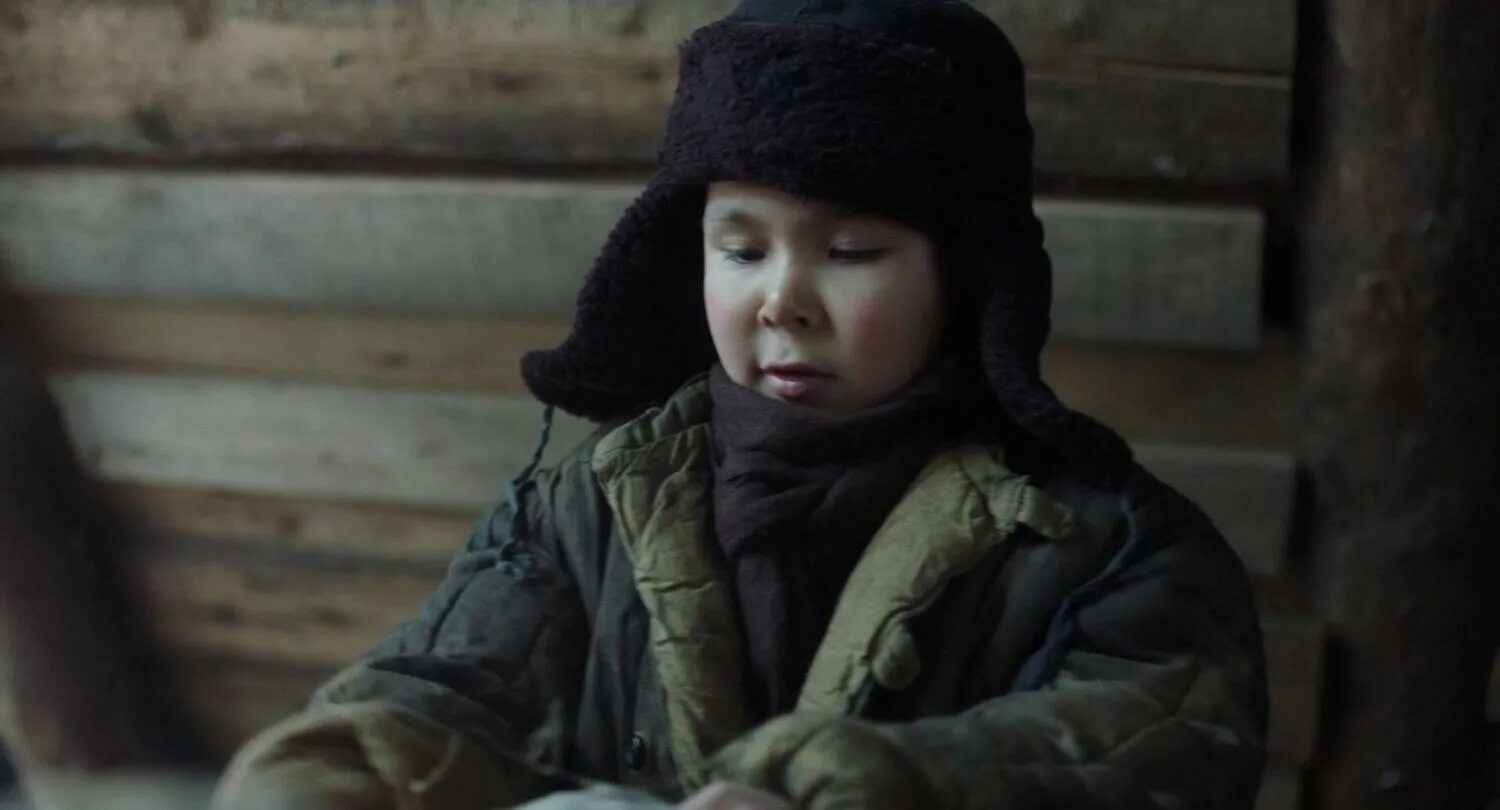 Фильм сестренка афишиша. Фильм сестренка афишиша. Фильм сестренка постер. Фильм сестренка мустая карима. Сестренка содержание.