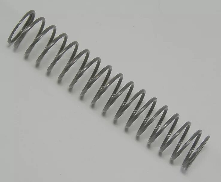 Пружина дросселя ex27. Пружина возвратная карбюратора 2101. Пружина карбюратора чемпион 1170. Пружинка карбюратора. Пружина дросселя меркури 50.