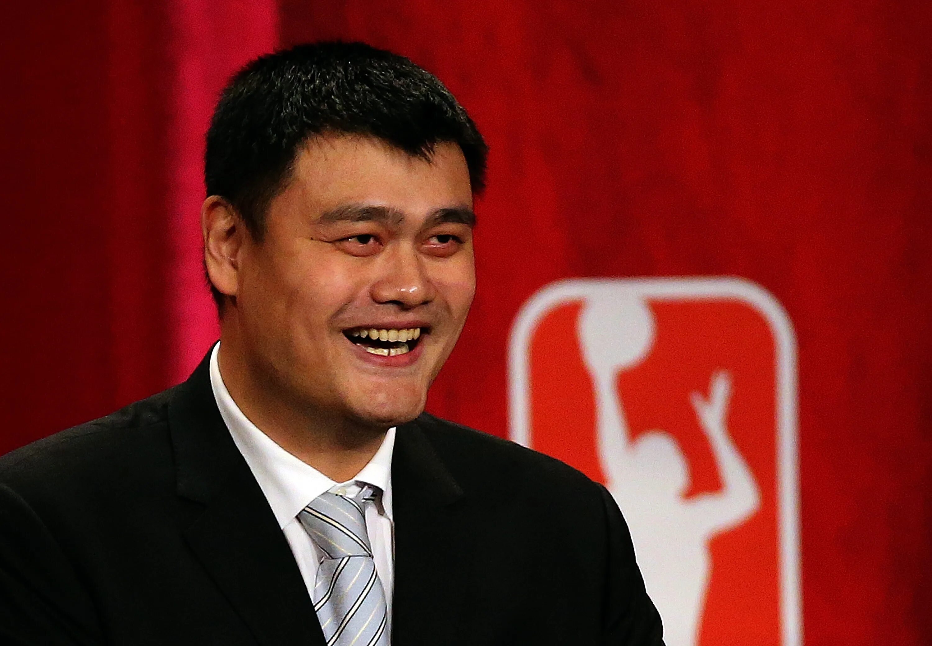 Yao ming. Яо мин. Яо мин баскетболист. Яо минг рост. Яо мин 2023.