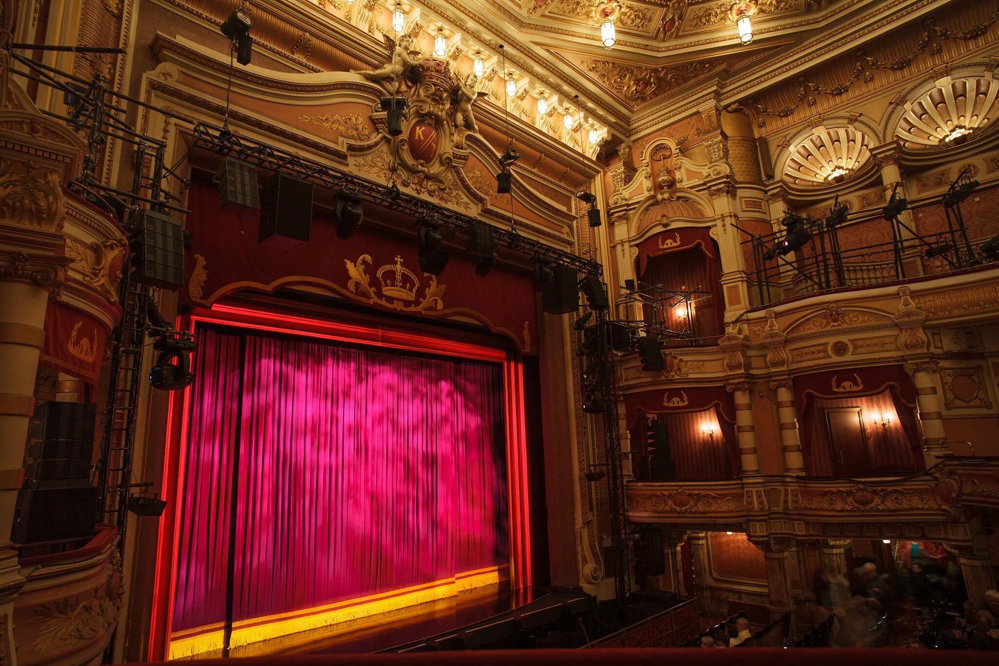 Театр «Edinburgh Festival Theatre». Королевский театр в Шотландии. King’s Theatre, Edinburgh. King's Theatre, Glasgow.