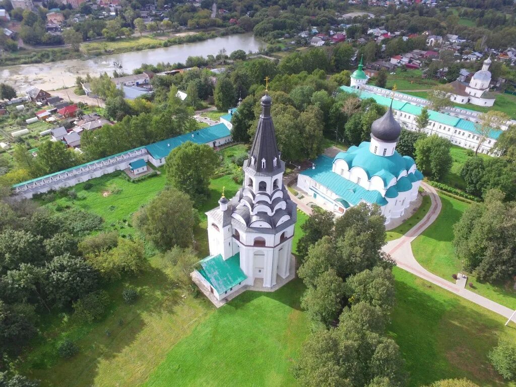 Александров картинки. Александровская Слобода Успенский монастырь. Александровская Слобода Владимирская область г Александров. Успенский монастырь в Александрове Владимирской области. Александровская Слобода город Александров.