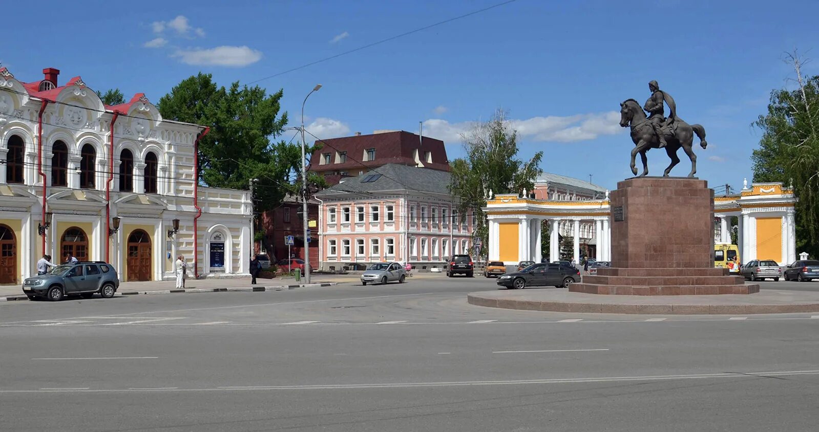 Памятник ленину в рязани. Соборная площадь рязань. Улица чапаева дом 56 рязань. Территория рязань улица. Территория рязань улица.