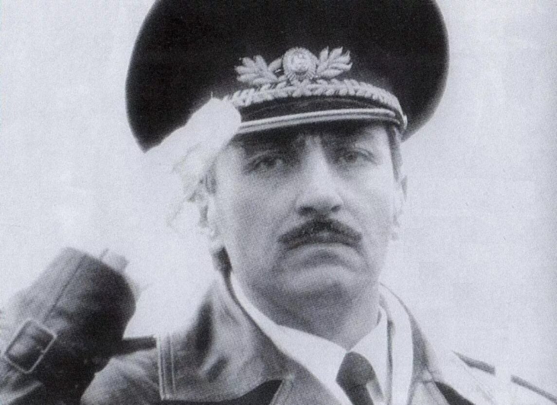 Джохар википедия. Джохар дудаев. генерал джохар дудаев. джохар мусаевич дудаев генерал.