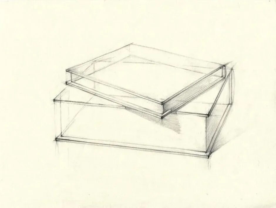 На столе лежат две коробки с карандашами. Наброски карандашом предметы. Зарисовки предметов в перспективе. Линейно конструктивное построение. Прямоугольный предмет в перспективе.