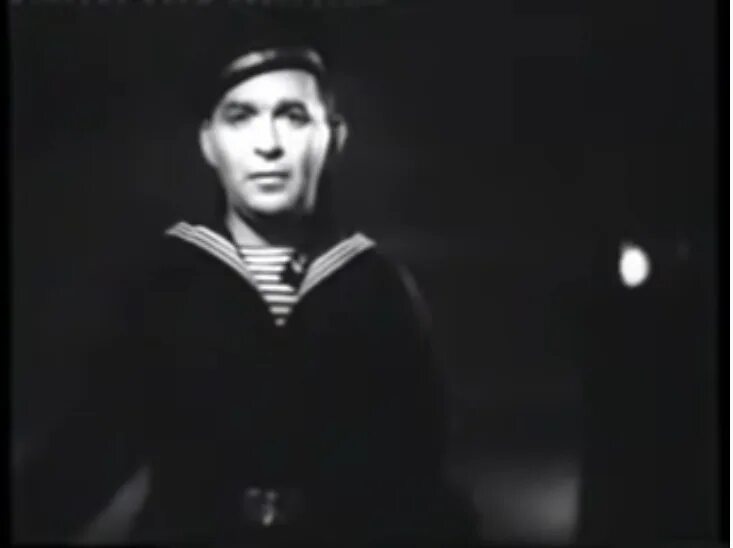 Моряк мишка слушать. Утесов мишка одессит. ты одессит, мишка. утесов. мишка одессит песня.