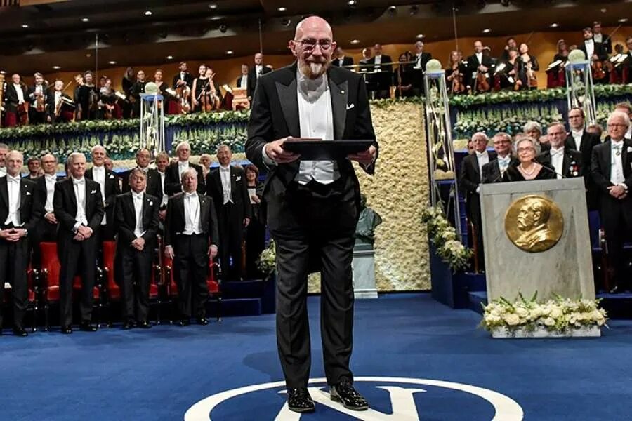 Клайв грейнджер нобелевская премия. Циркадные ритмы нобелевская премия 2017. The prize in economic sciences 2021. Нобель и нобелевская премия. Нобелевская премия 2017 года.