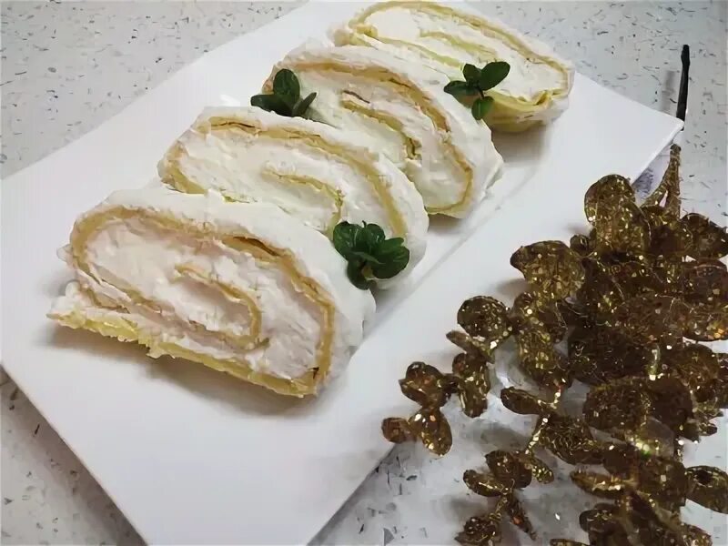 Рулет из заварного теста. Рулет из заварного теста