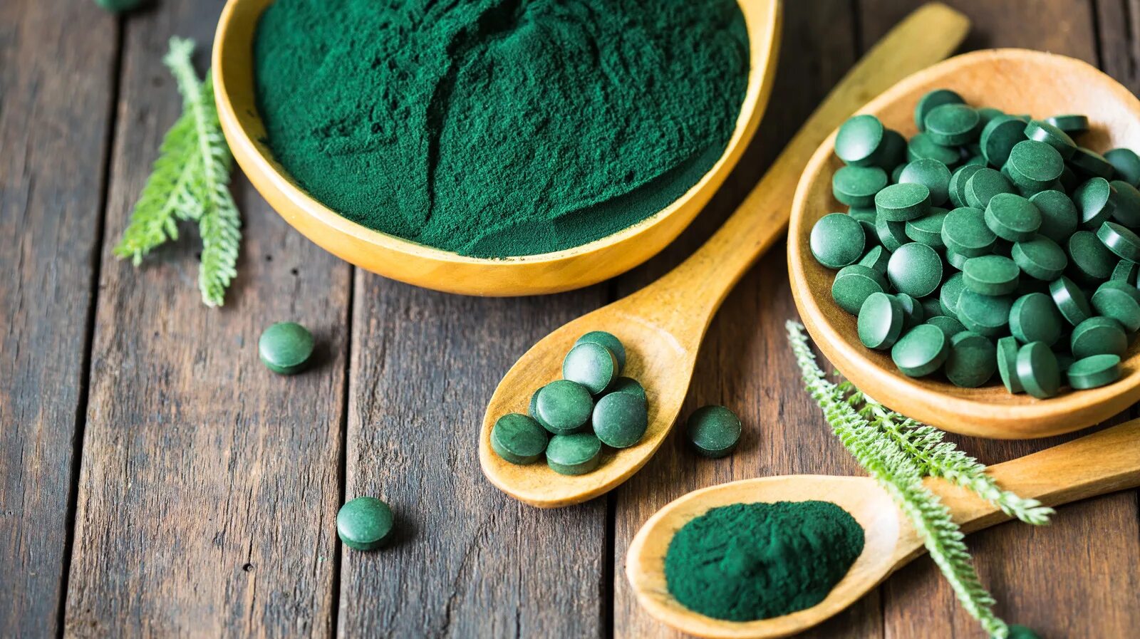 Водоросли спирулина купить. Спирулина + хлорелла Spirulina. Спирулина платенсис. Спирулина суперфуд. Тихоокеанская спирулина.