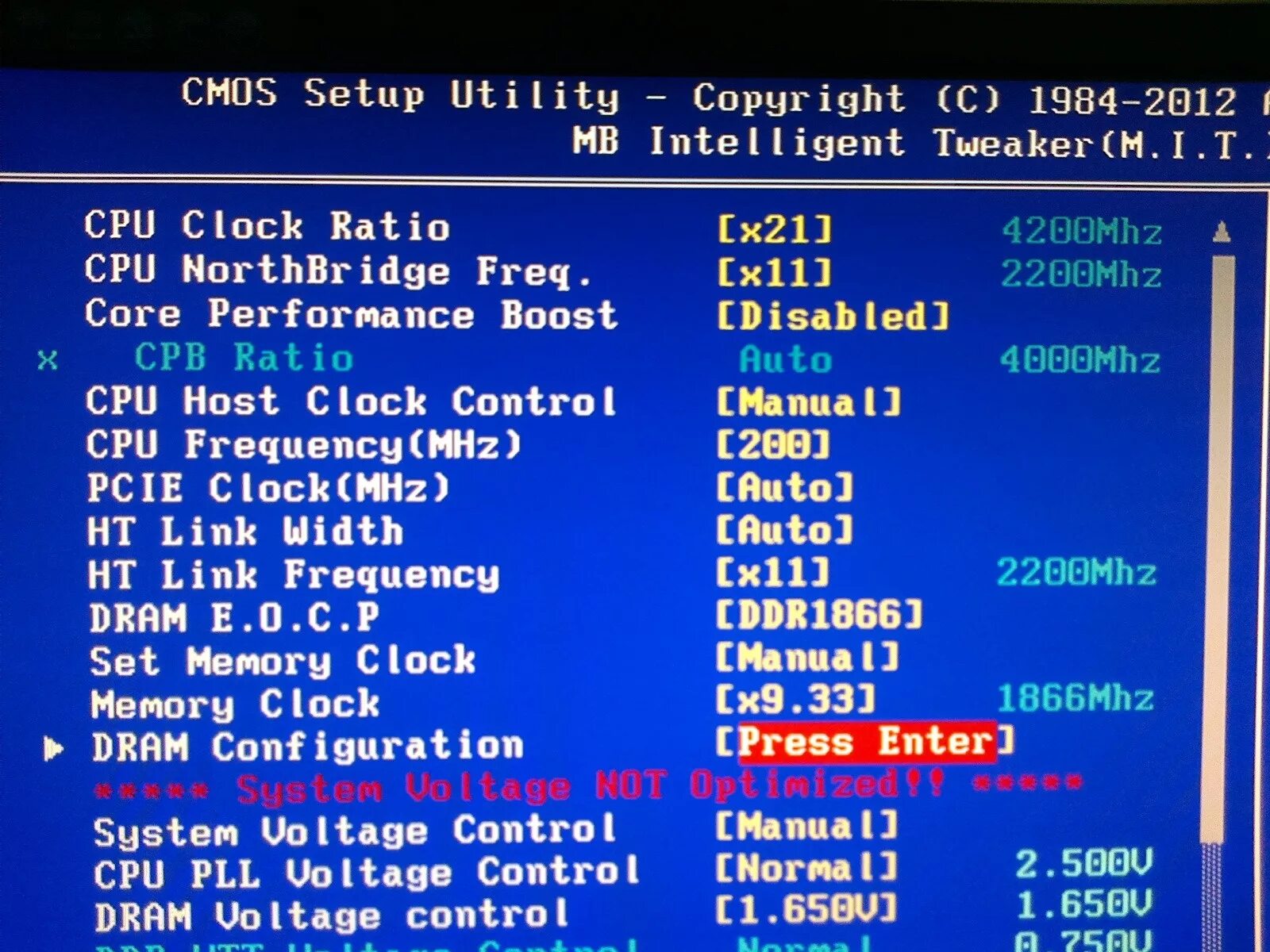 Raid Gigabyte BIOS. Отключение USB портов в BIOS. Gigabyte ga 990xa-ud3 войти в биос. Материнская плата Gigabyte 990xa-ud3 и процессор 8350 Вольтаж в биосе.