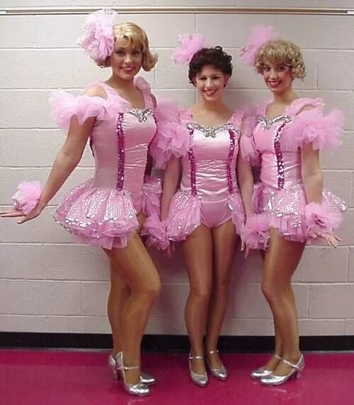 Sissy Boy Переодевания