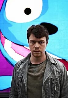 Black mirror with english subtitles