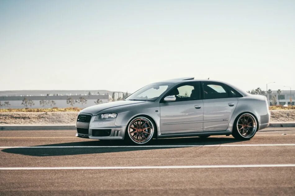 Audi rs3 sedan. Audi rs4 b7. Haylou rs4. Ауди рс 4. Audi rs4 2018.