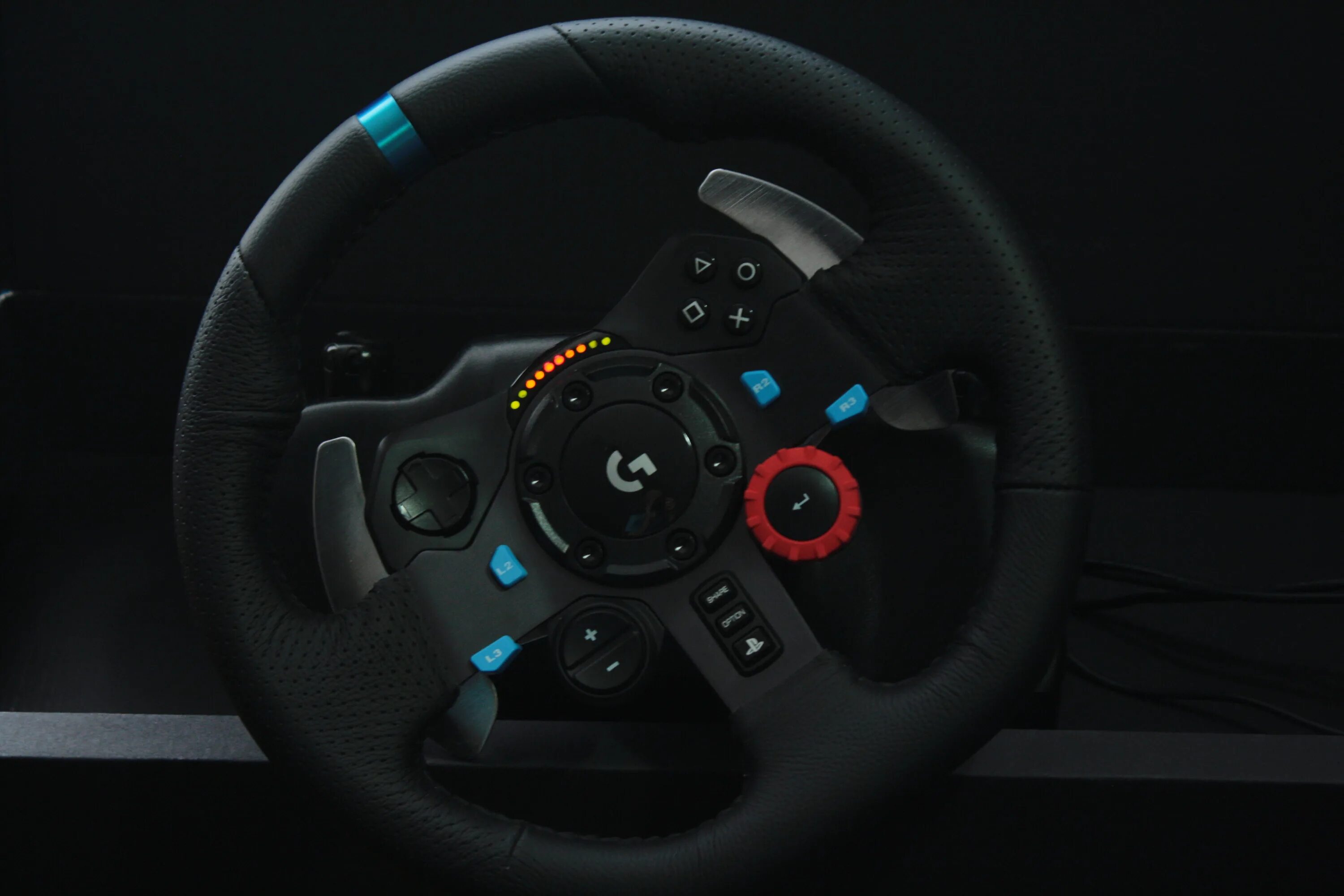 Не видит руль logitech. Руль лоджитек g29. logitech g27 и g29. логитек модель 450 руль. руль лоджитек 29.