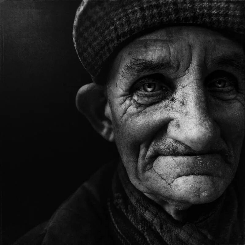 Взгляд старости. Ли Джеффрис. Портреты Lee Jeffries. Lee Jeffries бездомные. Фотопортрет старика.