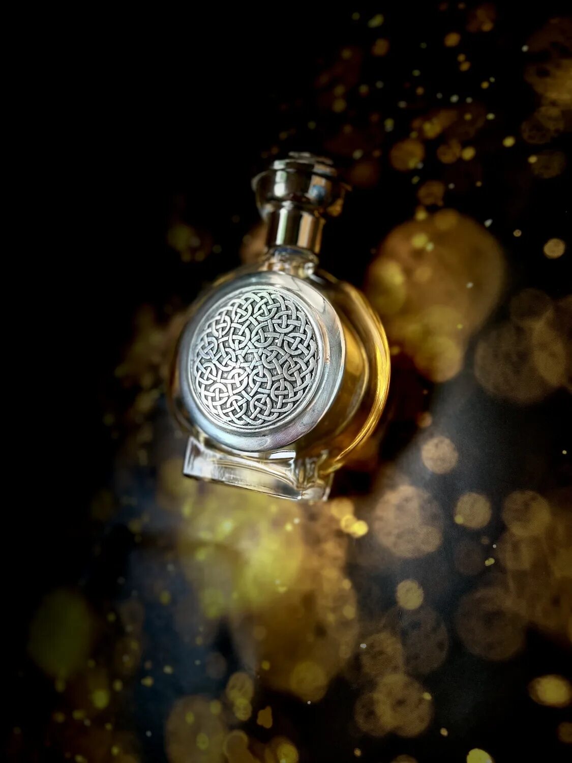 Boadicea the victorious empire. Bodacious boadicea the victorious. boadicea the victorious michelin star. boadicea the victorious king of the world men 2ml edp отливант. духи boadicea victory.