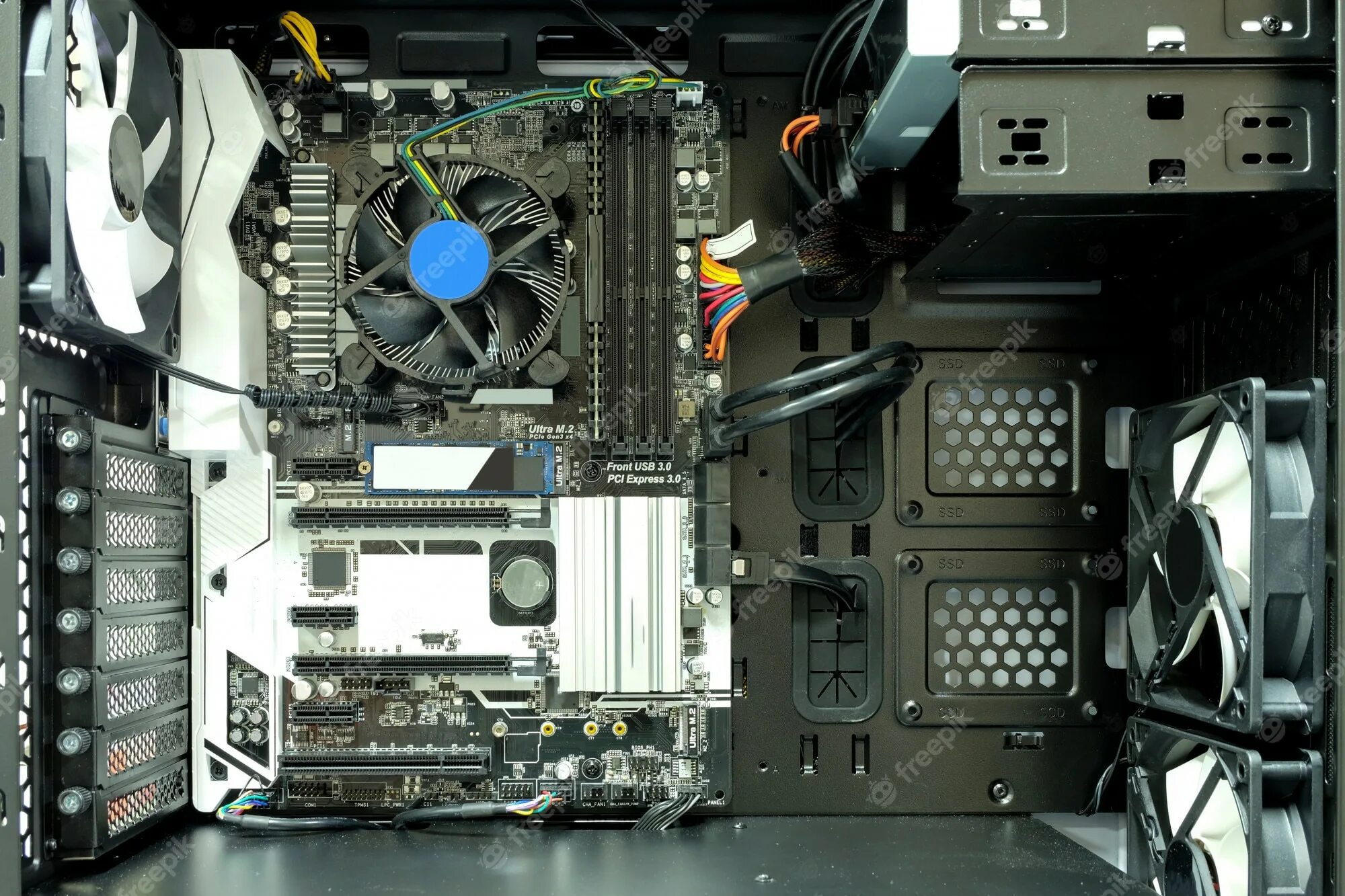 Inside case. Inside the computer case. системный блок разъемы спереди. системный блок фронт. картинки inside the computer.