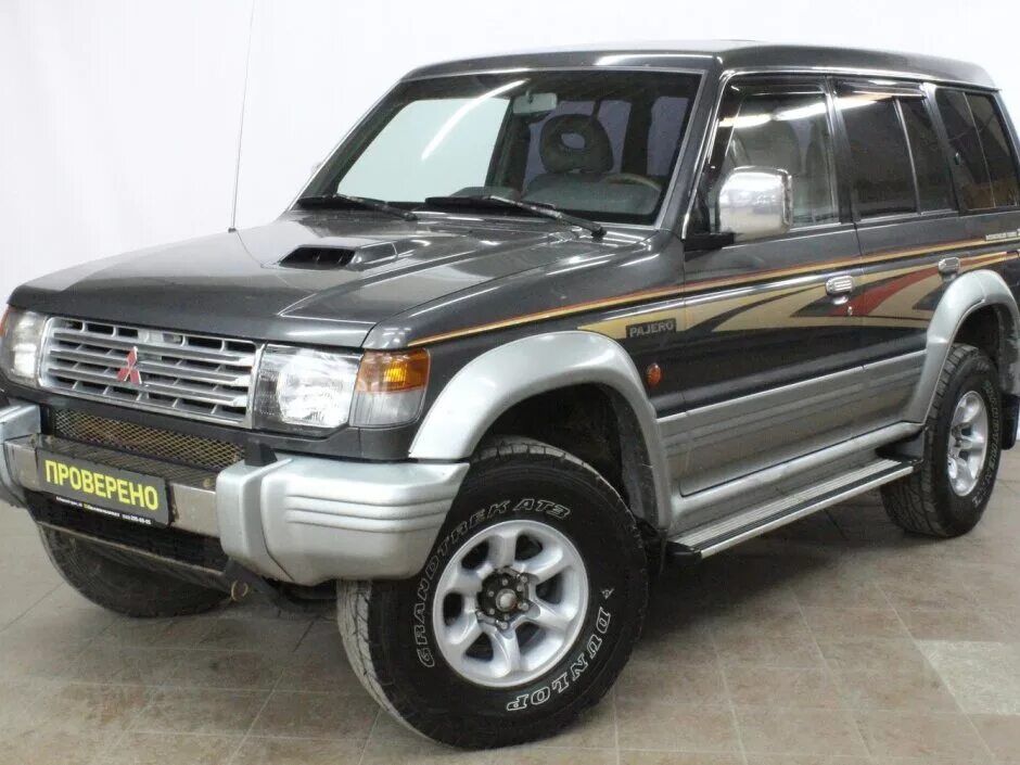 Купить митсубиси паджеро 2 дизель. Mitsubishi Pajero II 1996. Mitsubishi Pajero 1996. Митсубиси Паджеро 1996. Мицубиси Паджеро 2 1996.