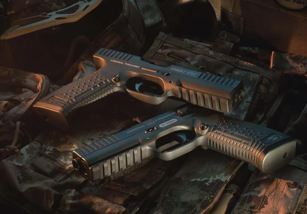 Оружия 2012 года. Ak 75. Коллекция огнестрельного оружия. Sig sauer p229 с глушителем. Орсис т-5000 308.
