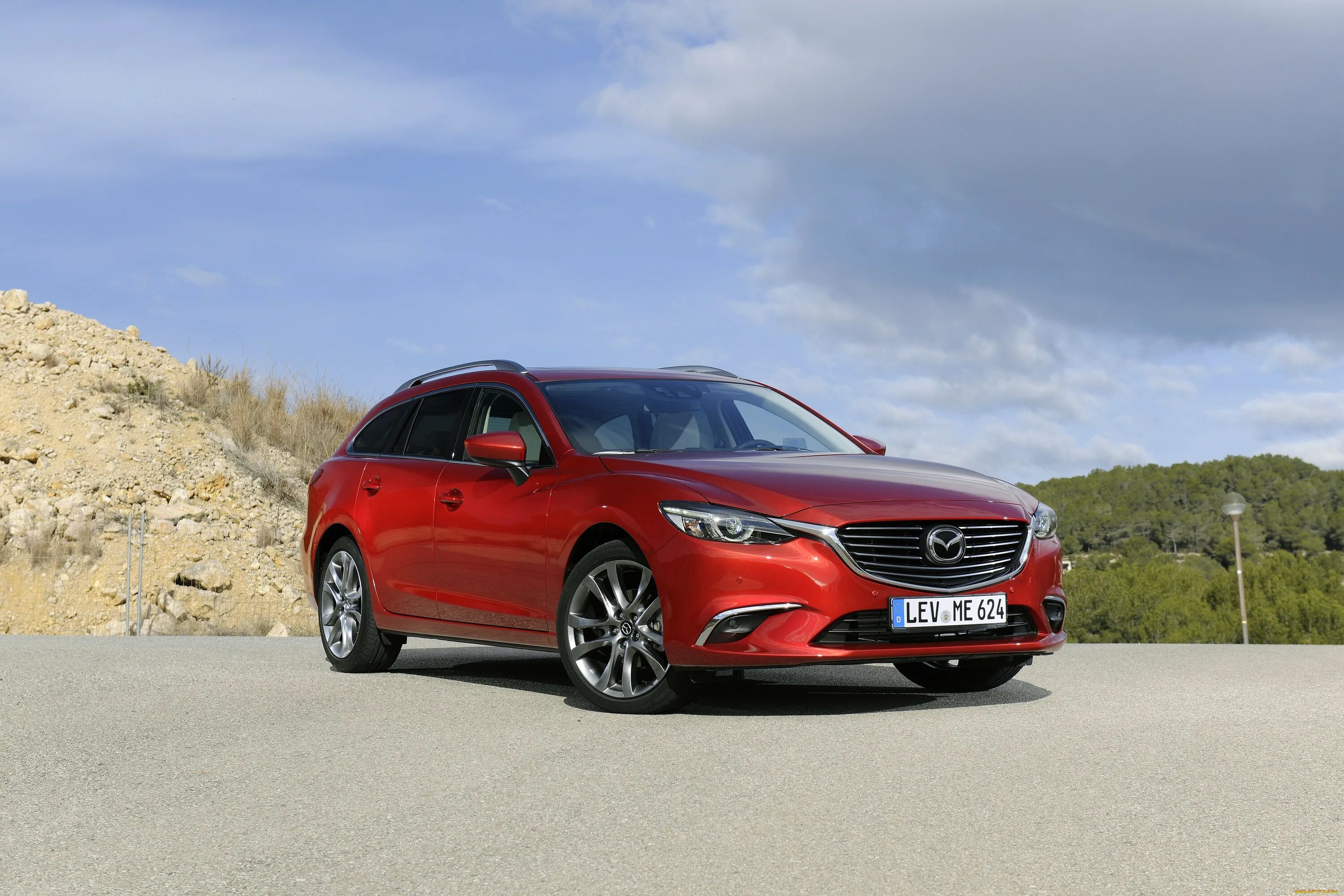 Mazda 6 2021. Mazda 6 Wagon. Mazda 6 Wagon 2015. Мазда 6 универсал красная.