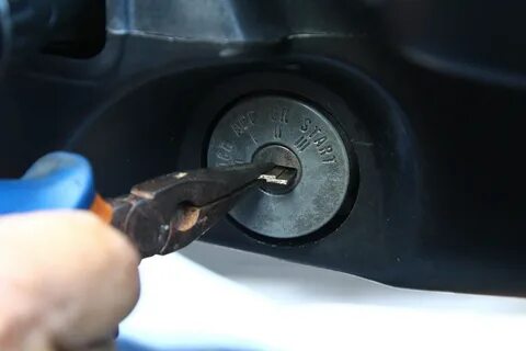 Ключ зажигание дверь замок